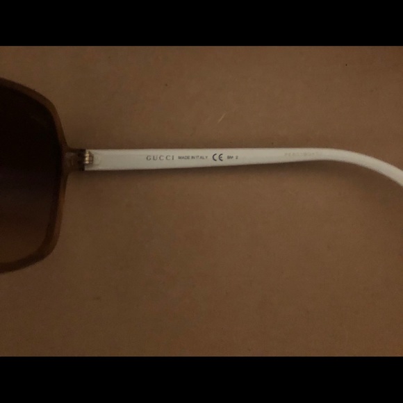 GUCCI SUNGLASSES - Picture 2 of 2